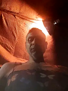 Snapshot of Gillygilly76 chatting on February 2026 10:50:01 PM Gillygilly76 online show from February 2026 10:50:01 PM