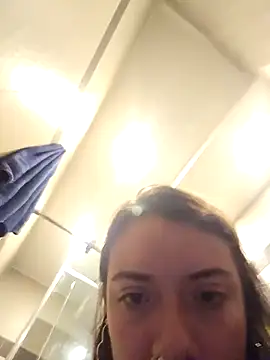 valery mora online show from December 2024 12:32:02 AM