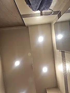 valery mora online show from March 2025 01:29:01 PM