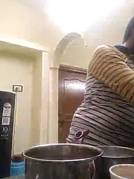 THE NAKED BOY online show from September 2025 01:00:01 PM