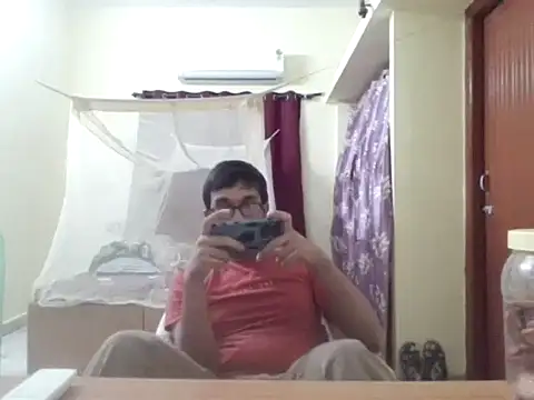 THE NAKED BOY online show from September 2025 02:33:02 PM