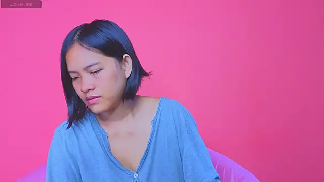 Natsu   online show from December 2024 02:09:01 AM