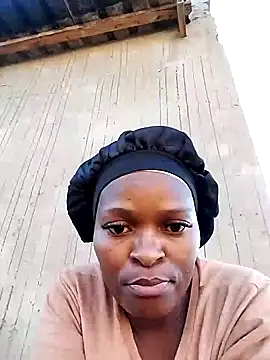 Snapshot of lovelyassbitch chatting on January 2025 04:01:02 PM lovelyassbitch online show from January 2025 04:01:02 PM