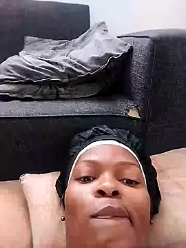 Snapshot of lovelyassbitch chatting on February 2025 06:45:01 AM lovelyassbitch online show from February 2025 06:45:01 AM