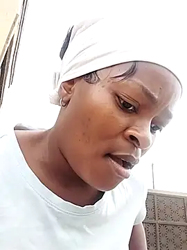 Snapshot of lovelyassbitch chatting on March 2025 12:06:02 PM lovelyassbitch online show from March 2025 12:06:02 PM