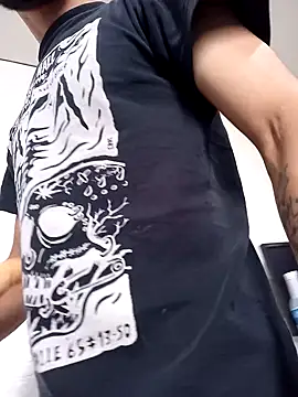 weedmanhot28 online show from March 2025 05:25:01 PM