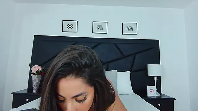 Snapshot of SophieCarther chatting on February 2025 12:44:02 PM SophieCarther online show from February 2025 12:44:02 PM