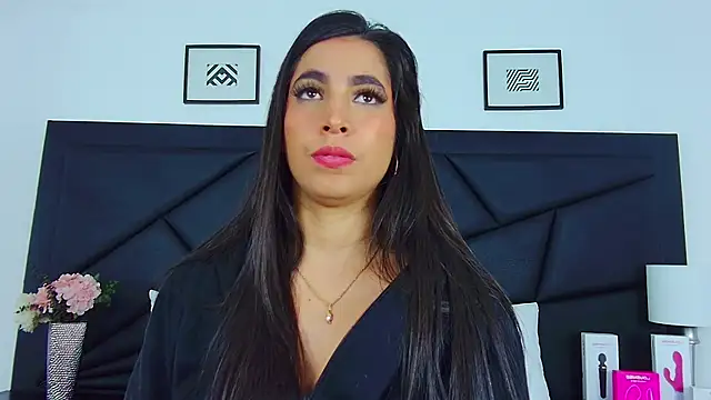 Snapshot of SophieCarther chatting on February 2025 07:16:01 PM SophieCarther online show from February 2025 07:16:01 PM