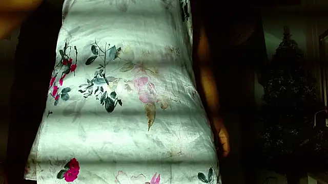 MielSquirt online show from December 2025 09:47:02 AM