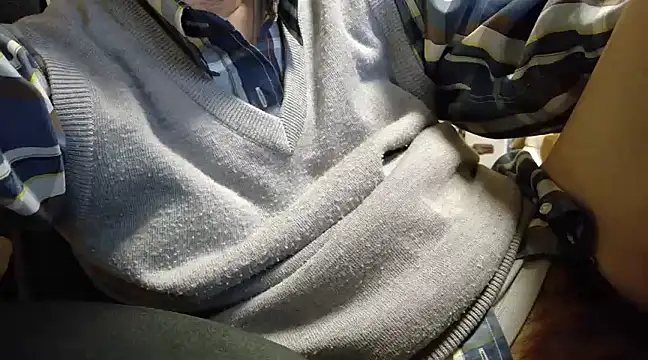 Snapshot of hidenyan02 chatting on March 2025 07:21:02 AM hidenyan02 online show from March 2025 07:21:02 AM