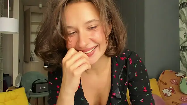 Lilith lutherlow online show from November 2025 11:54:01 AM