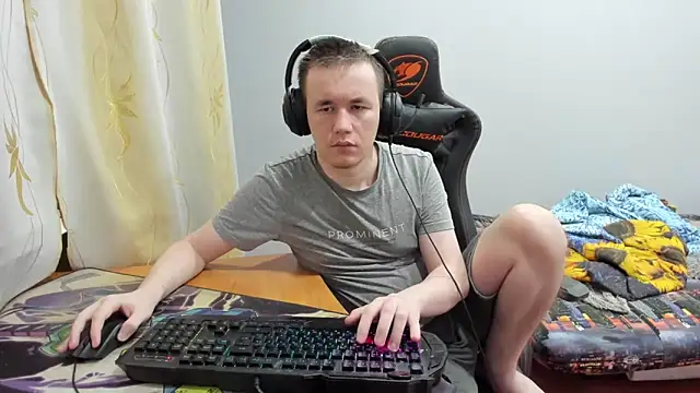 iliaskrislove online show from October 2025 10:56:01 PM