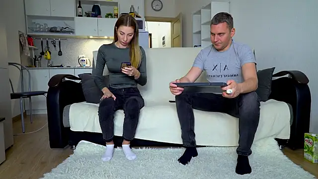 littlesweettifany online show from October 2025 12:50:02 PM