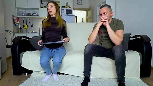 littlesweettifany online show from November 2025 12:27:01 PM