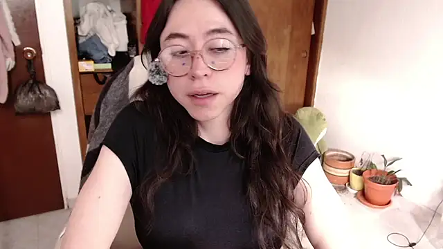 emily pearl  online show from October 2025 07:36:02 PM