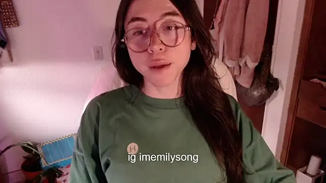 emily pearl  online show from December 2025 10:05:01 PM