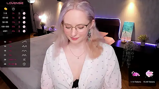 Aemilia  online show from February 2025 07:27:01 AM