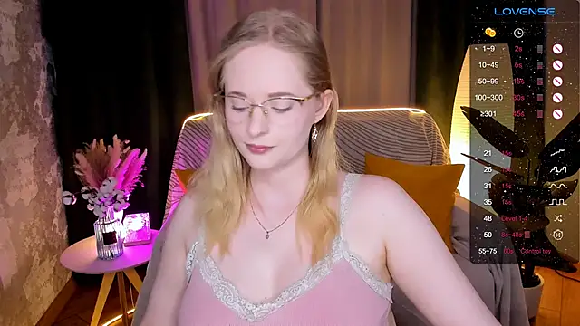 Aemilia  online show from February 2026 08:10:01 AM