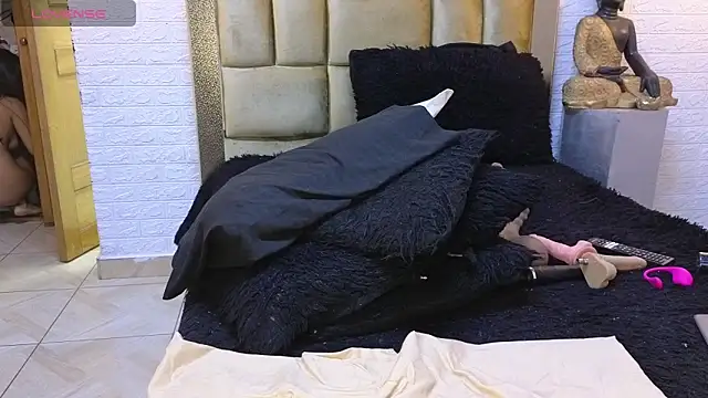 Snapshot of ximenawilliamss chatting on December 2024 10:58:01 AM ximenawilliamss online show from December 2024 10:58:01 AM