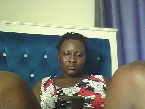 Snapshot of Heavy_ass chatting on May 2026 07:57:02 AM Heavy ass online show from May 2026 07:57:02 AM