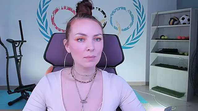 VandaRossi online show from January 2025 11:17:01 AM