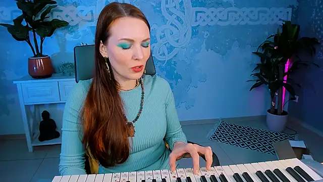 VandaRossi online show from January 2025 02:21:01 PM