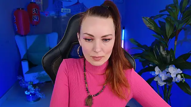 VandaRossi online show from February 2025 12:13:02 PM