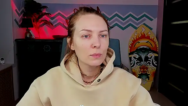 VandaRossi online show from February 2025 09:11:01 AM