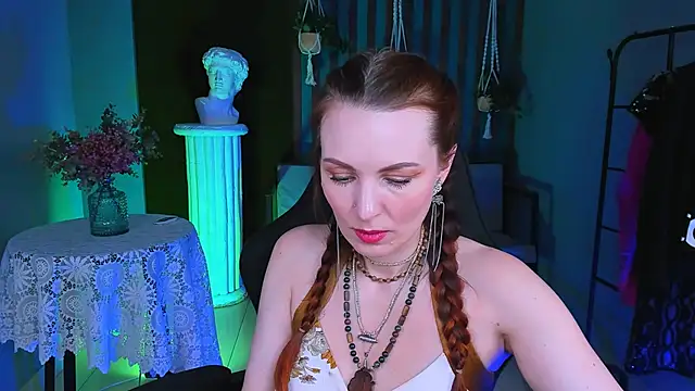 VandaRossi online show from February 2025 11:12:02 AM