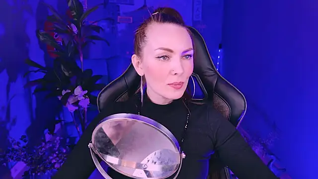 VandaRossi online show from March 2025 05:49:01 PM