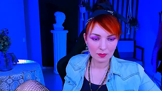 VandaRossi online show from March 2025 08:13:01 AM