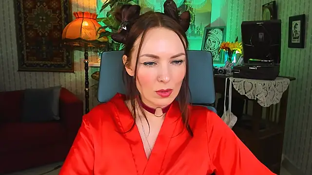 VandaRossi online show from March 2025 11:25:02 AM