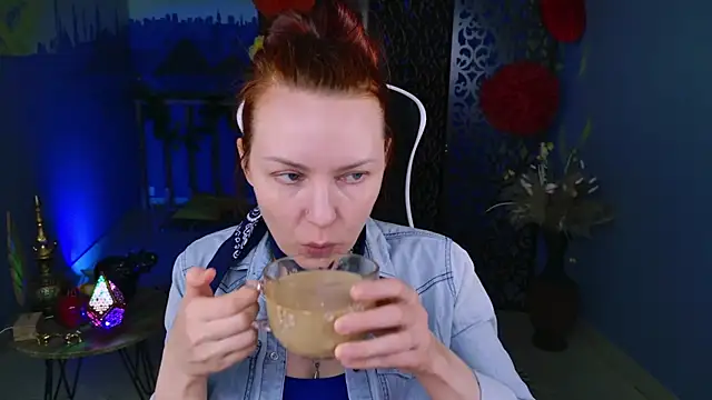 VandaRossi online show from March 2025 05:13:01 AM