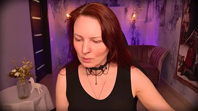 VandaRossi online show from September 2025 06:47:02 AM