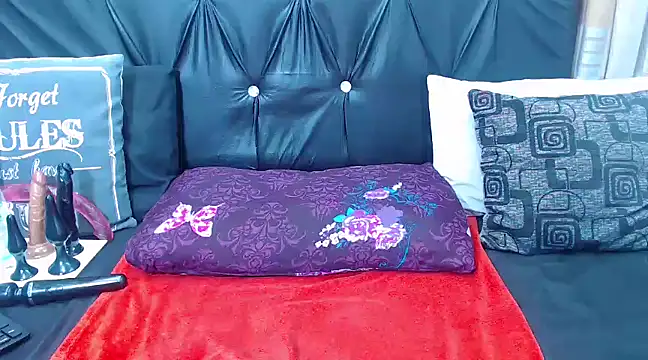 Snapshot of spicydiver38 chatting on March 2025 06:32:01 PM spicydiver38 online show from March 2025 06:32:01 PM