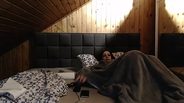 BoeseMoni1998 online show from February 2025 06:58:01 PM