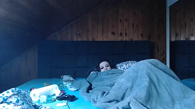 BoeseMoni1998 online show from March 2025 06:47:01 AM