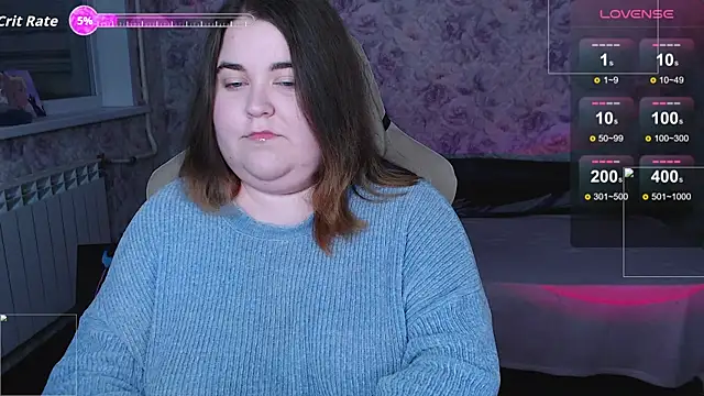 Estelle Hicks online show from October 2025 06:09:01 PM