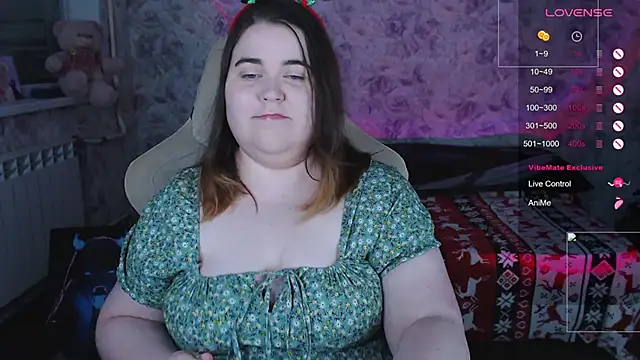 Estelle Hicks online show from January 2026 06:44:02 PM