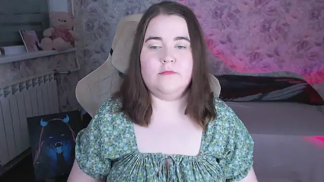 Snapshot of Estelle_Hicks chatting on May 2026 07:00:01 PM Estelle Hicks online show from May 2026 07:00:01 PM