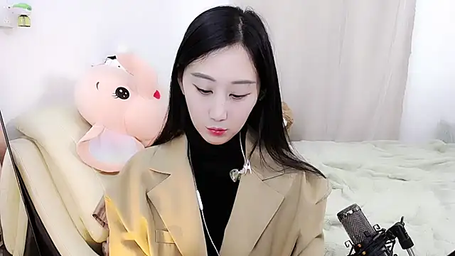 Snapshot of Alcohol_1 chatting on December 2024 01:38:02 PM Alcohol 1 online show from December 2024 01:38:02 PM