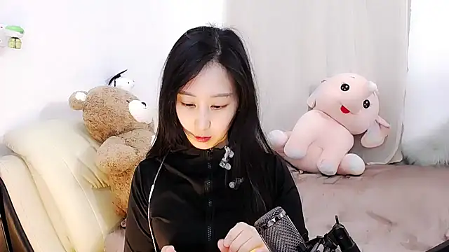 Snapshot of Alcohol_1 chatting on January 2025 01:42:02 PM Alcohol 1 online show from January 2025 01:42:02 PM