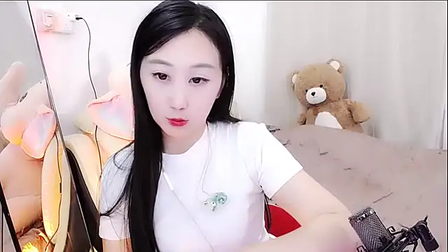 Snapshot of Alcohol_1 chatting on October 2025 01:59:02 PM Alcohol 1 online show from October 2025 01:59:02 PM