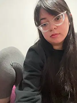 indiegirl666 online show from February 2026 03:27:01 AM