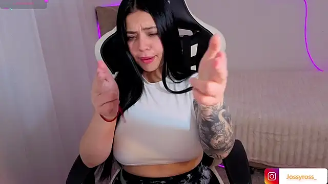 Victoryyy  online show from January 2026 07:06:02 PM