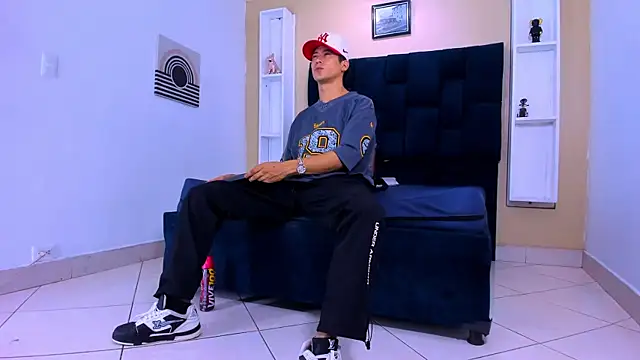 Jhonn Rhyss online show from March 2025 02:37:02 AM