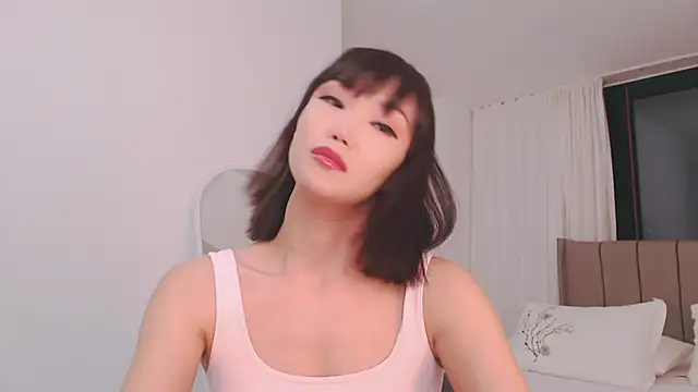 Snapshot of TumiLio chatting on December 2024 03:49:02 PM TumiLio online show from December 2024 03:49:02 PM