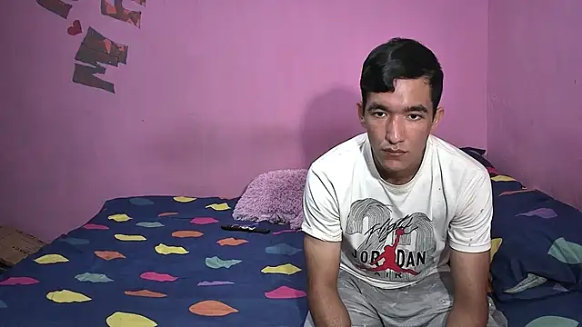 Sweetiefoxxx online show from November 2025 01:33:01 PM