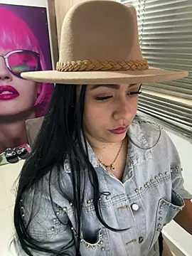 marta201 alfaro online show from February 2025 06:17:02 PM