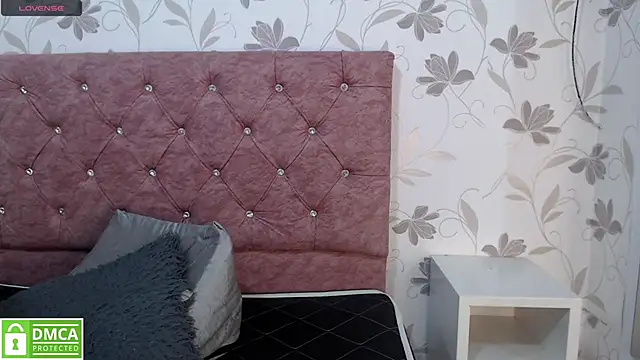 Susy thomson online show from December 2024 10:32:02 PM